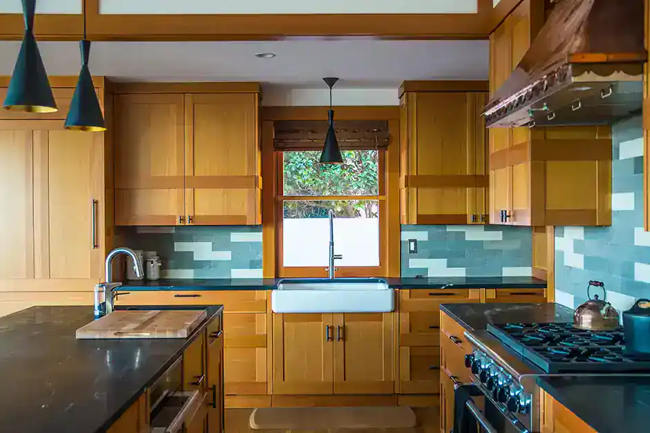 Modern kitchen with-.